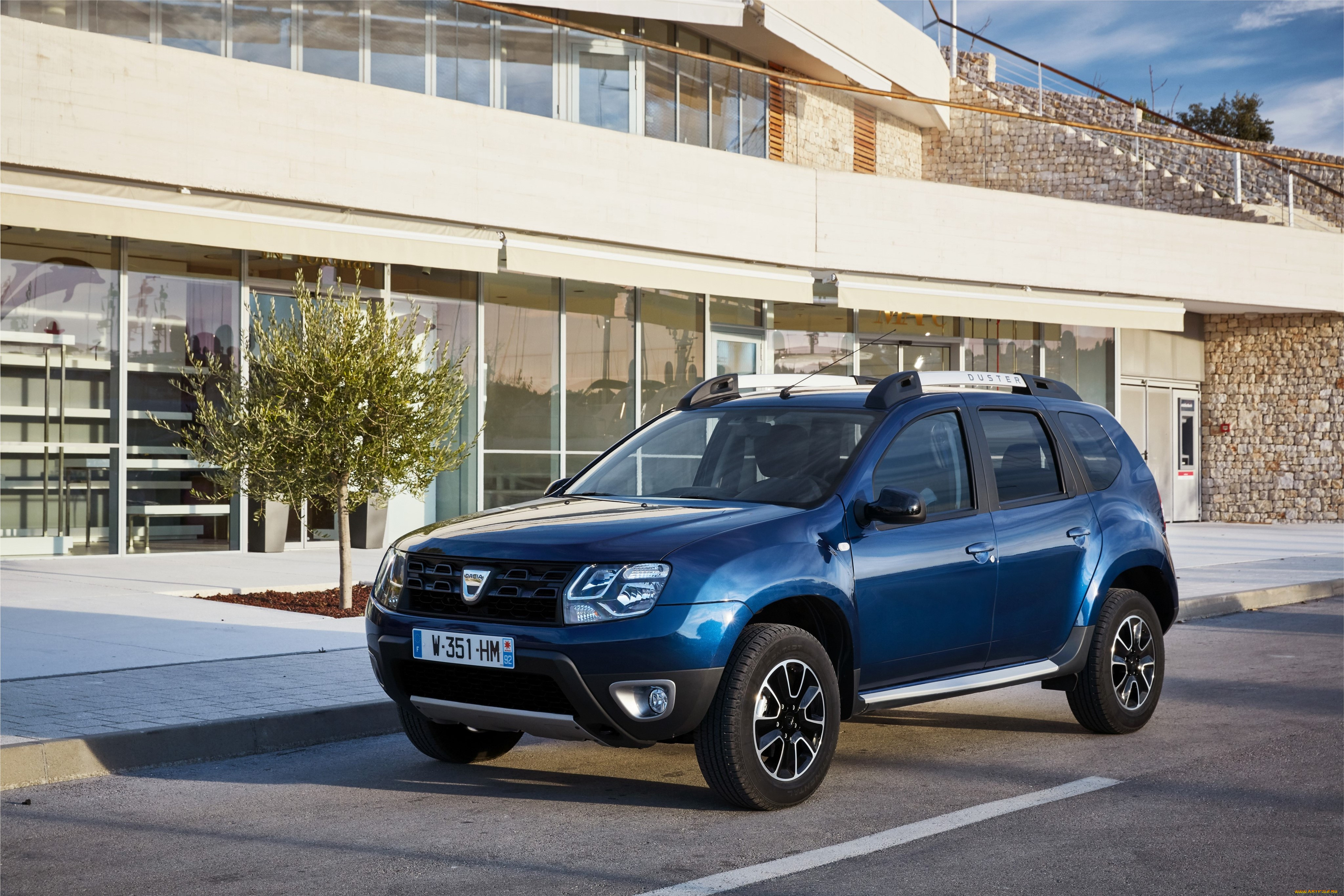 Prix dacia duster. Renault Duster 2021 синяя. Рено Дастер 2021. Dacia Duster 2016. Дачия Гранд Дастер.